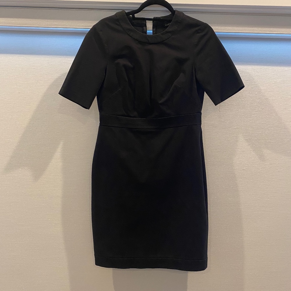 Short sleeve work dress